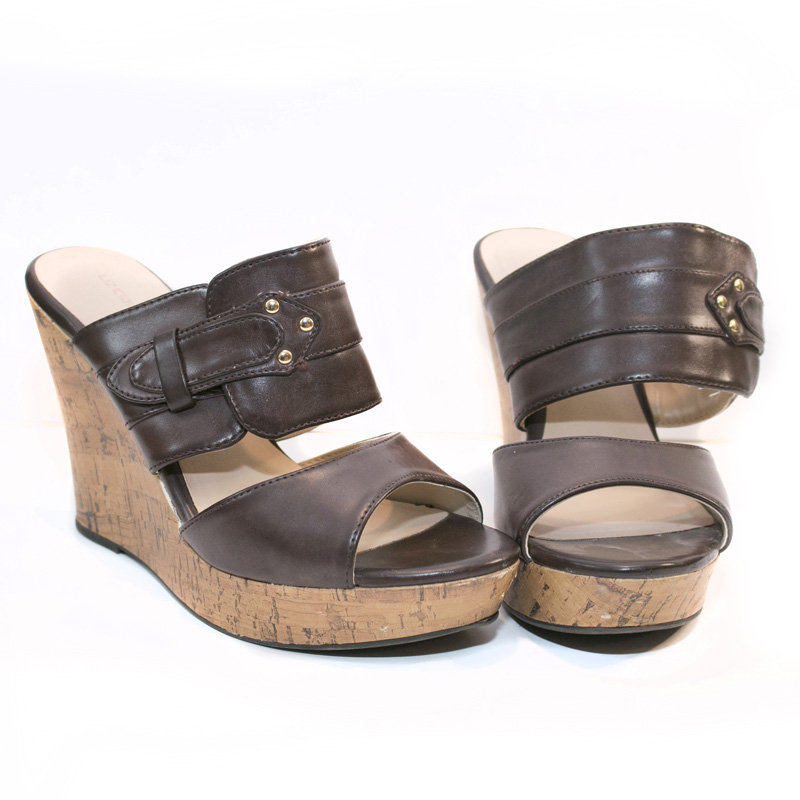 10-ElusiveShoes-7